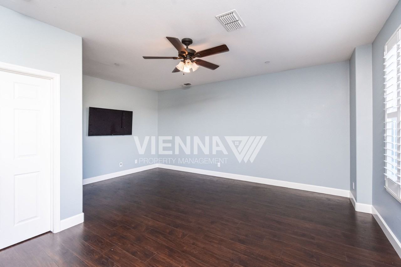 6216 Lonetree Blvd - Photo 7 of 50