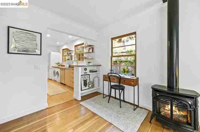 1419 Allston Way #A - Photo 7 of 15