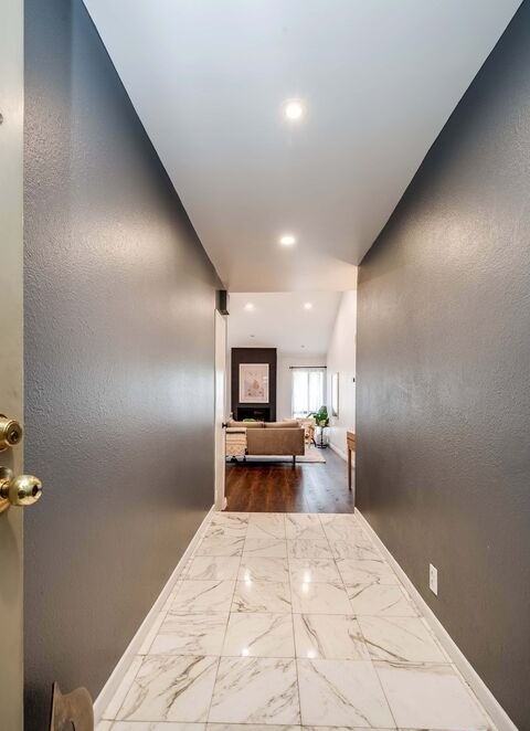 222 N Rose St #406 - Photo 4 of 12
