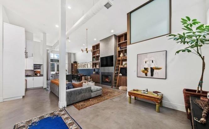 50 W Dayton St #203 - Photo 4 of 18