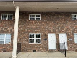 featured image of 133 Walker St #2