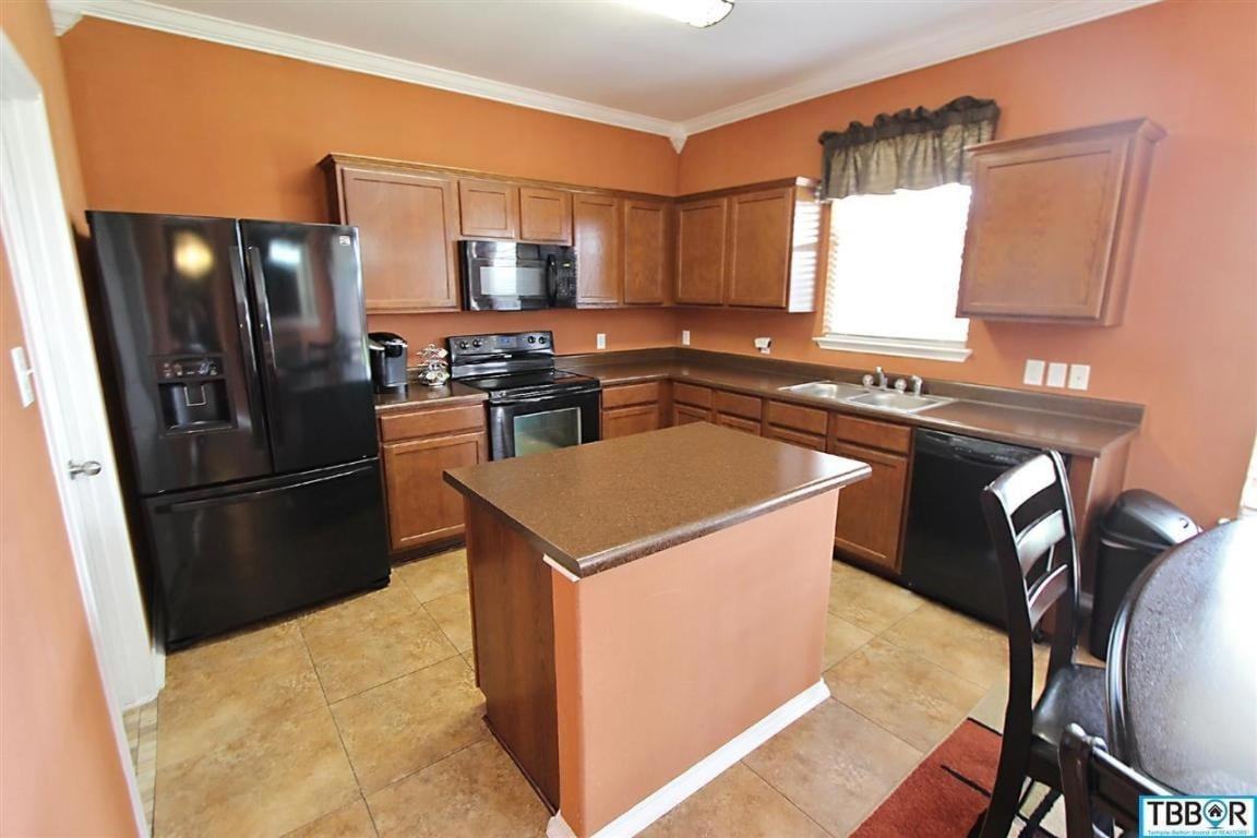9904 Fantail Ln - Photo 3 of 15