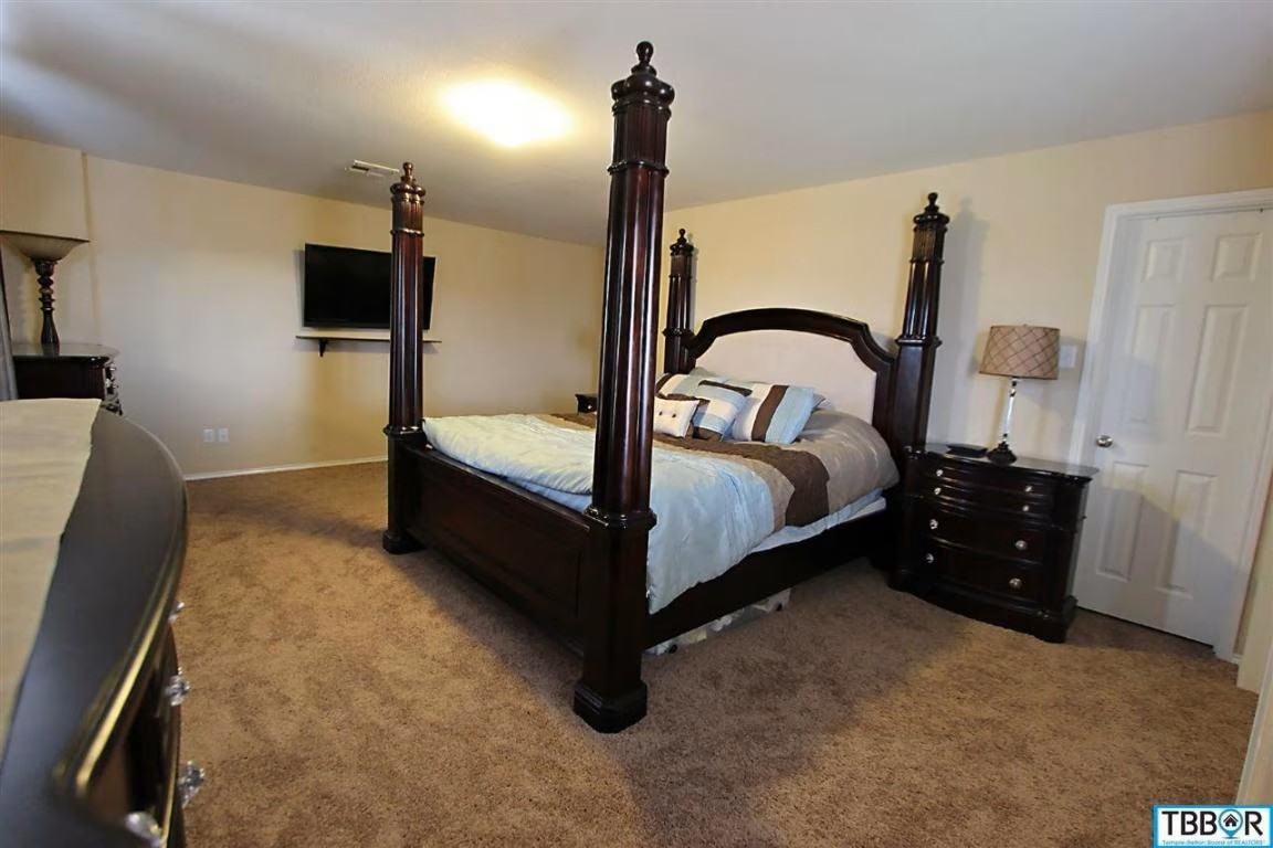 9904 Fantail Ln - Photo 6 of 15