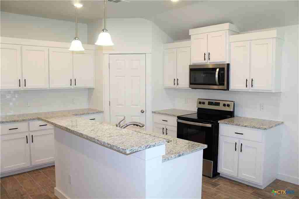 1522 Sideoats Ln - Photo 3 of 24