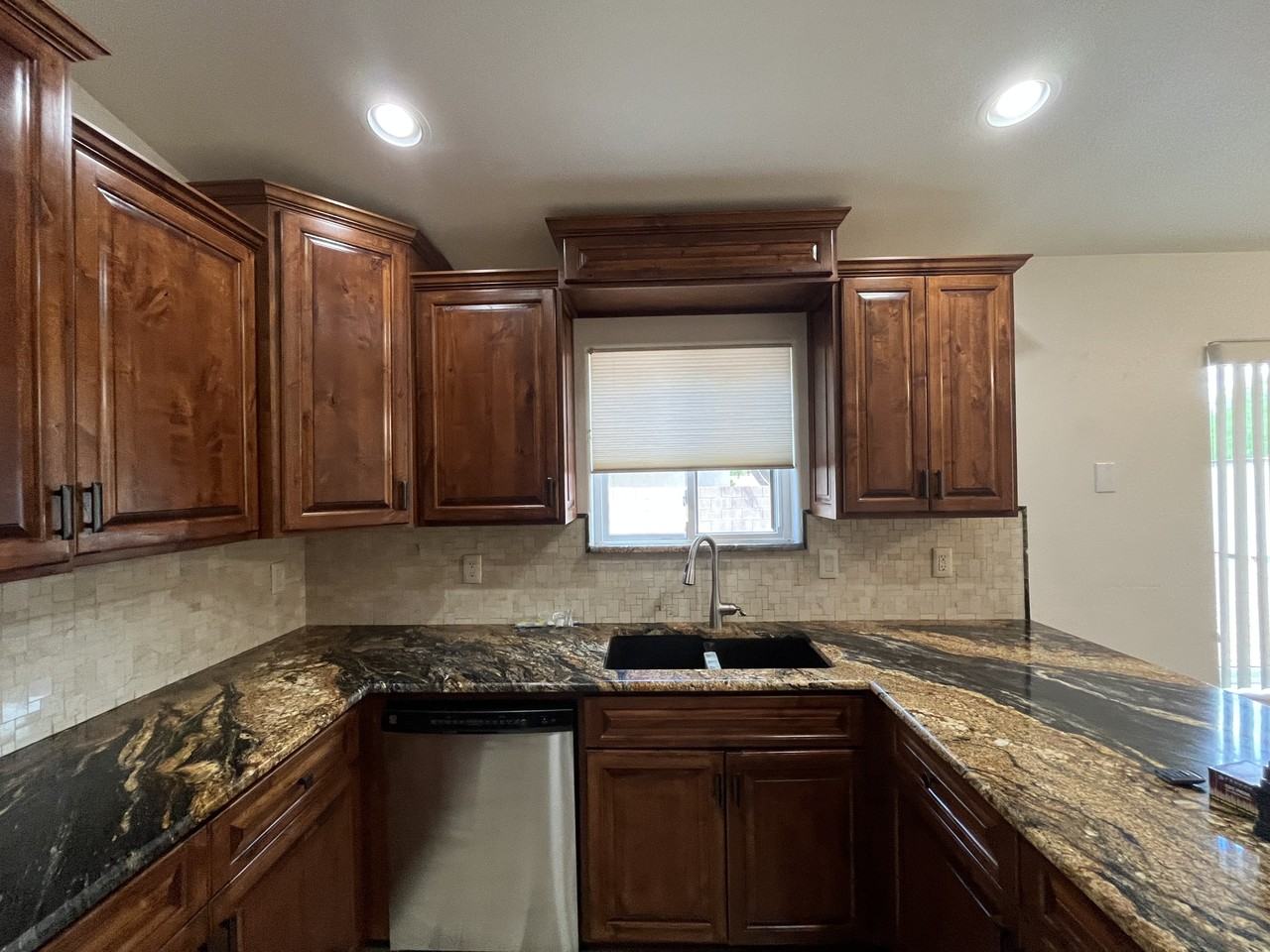 7554 S Dunbar Ct - Photo 3 of 50