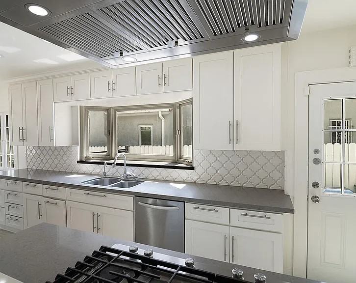 16409 Sunburst St - Photo 3 of 6