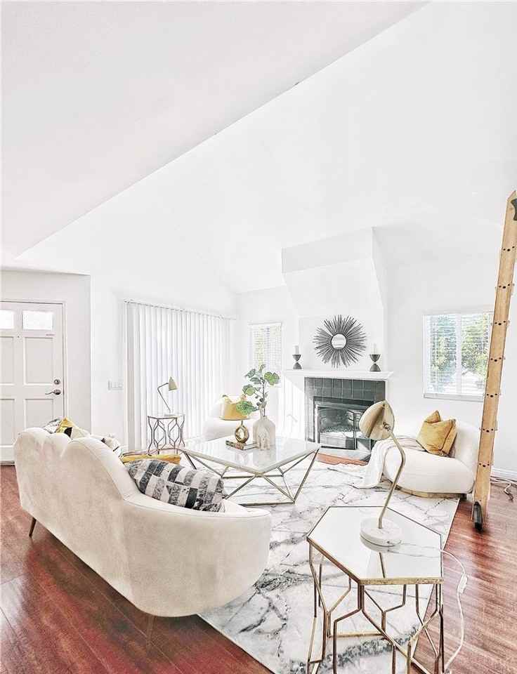 23 Greenmoor #20 - Photo 4 of 10