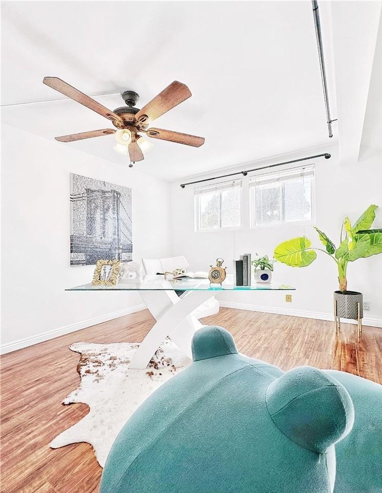 23 Greenmoor #20 - Photo 5 of 10