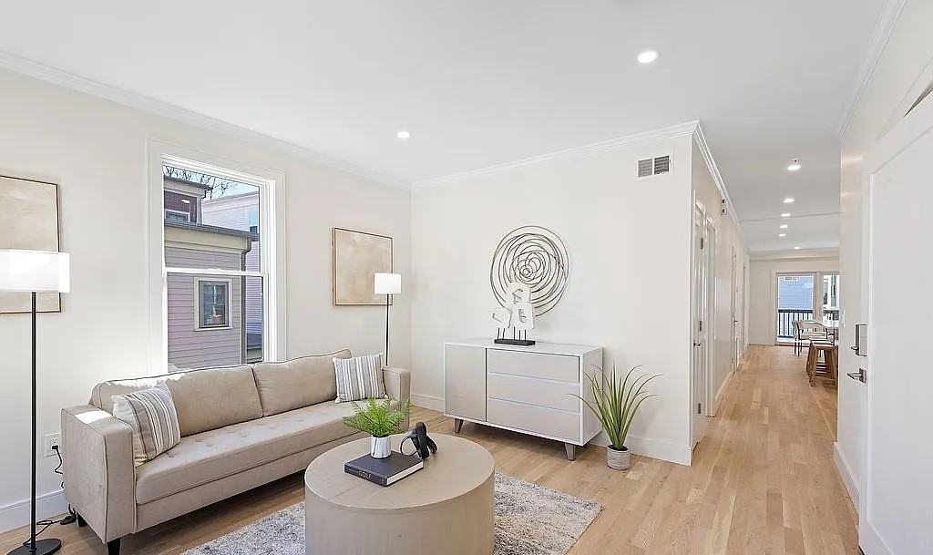 71 Mozart St - Photo 6 of 6