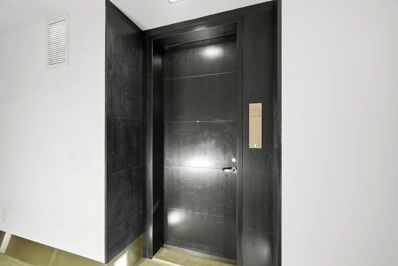 219 Brannan St #12B - Photo 2 of 15