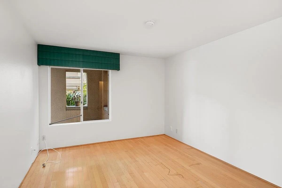 201 Por La Mar Cir #20 - Photo 5 of 9