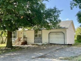 featured image of 2409 Se Adams St