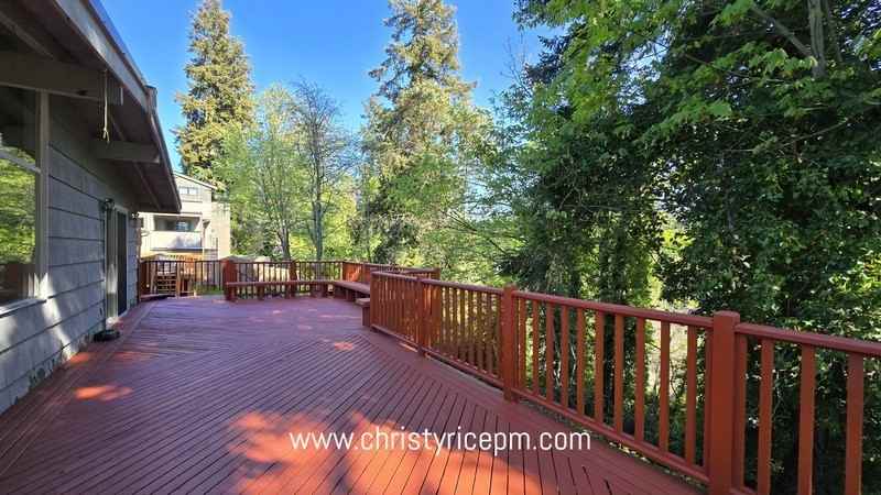 14245 Se 41st St - Photo 2 of 22