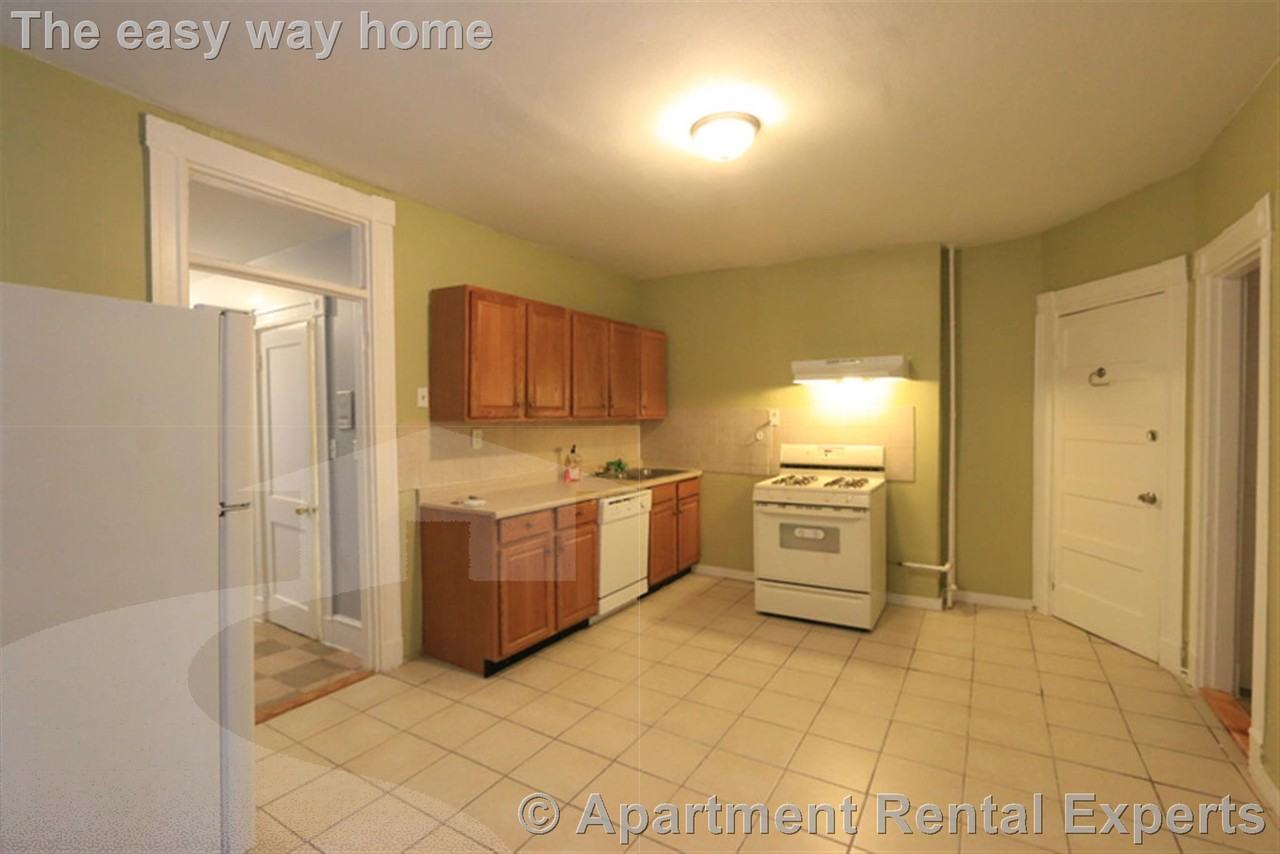 119 Harvard St #4 - Photo 2 of 21