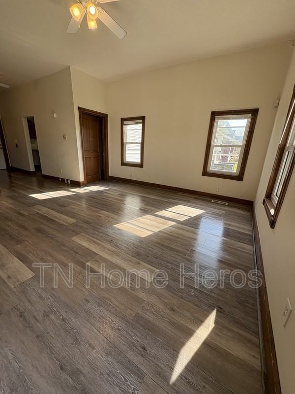 3128 Linden Ave - Photo 2 of 4