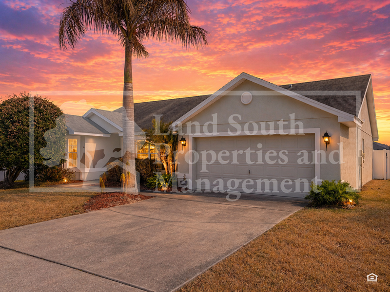 8755 Fort Socrum Village Way - Photo 3 of 30
