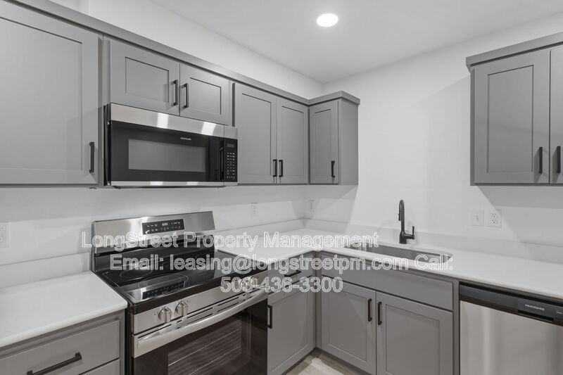 816 S 19th St - Photo 2 of 38