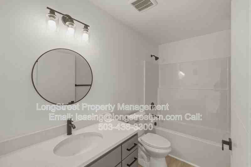810 S 19th St - Photo 6 of 40