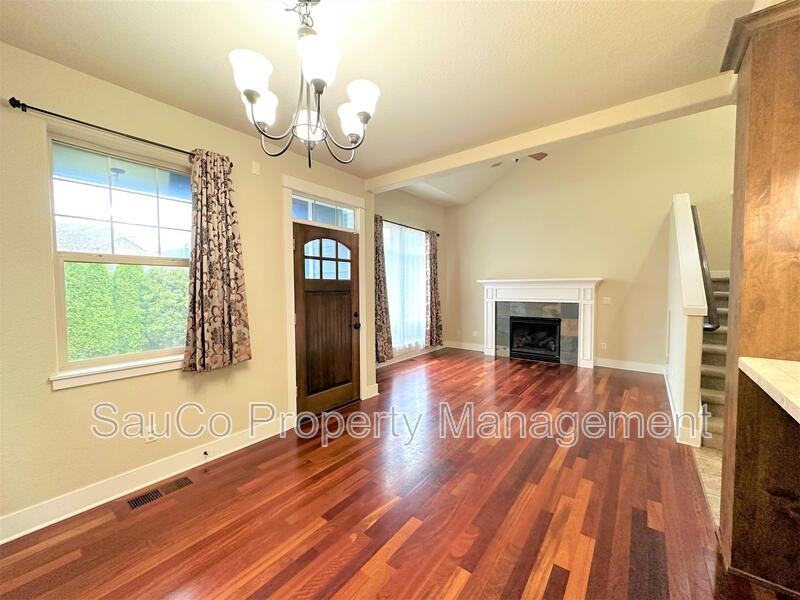 727 Ne 65th Ct - Photo 6 of 23