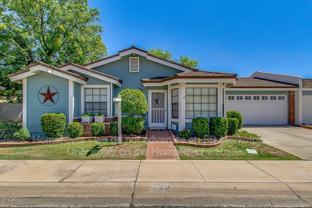 229 E Danbury Rd - Photo 1 of 1