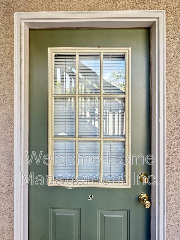 1436 Henry St #A - Photo 2 of 9