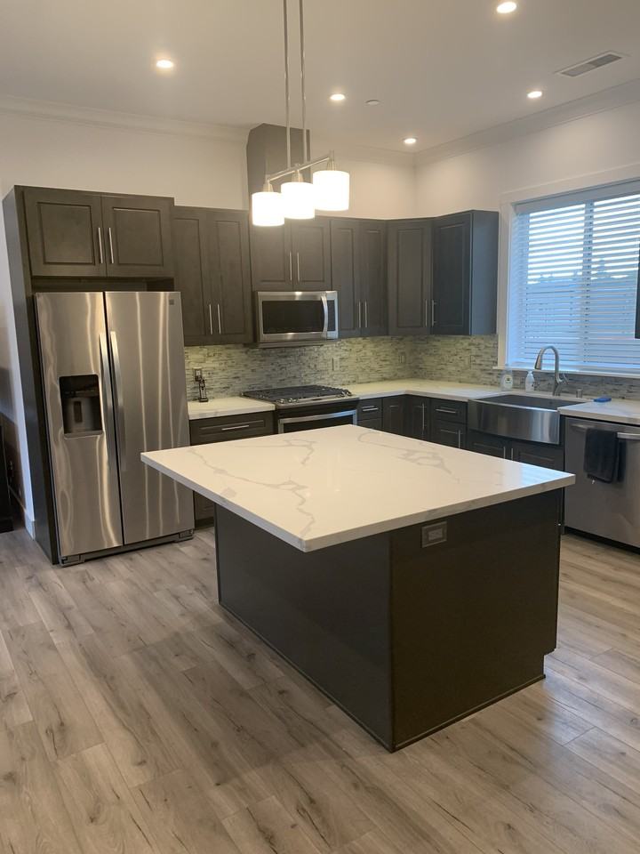 1316 New York Dr #NA - Photo 2 of 5