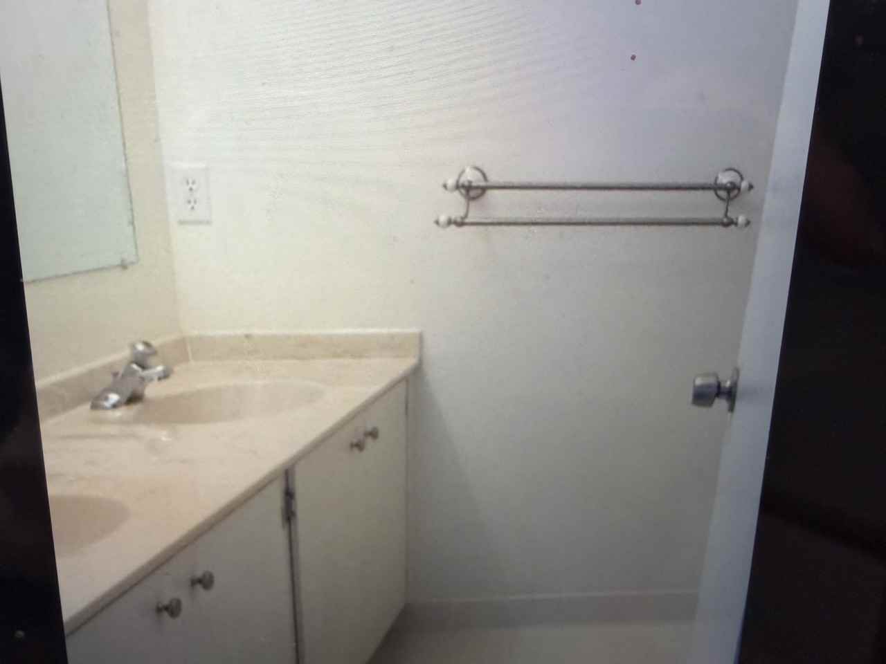 4 Bailiffs Ct #102 - Photo 4 of 17