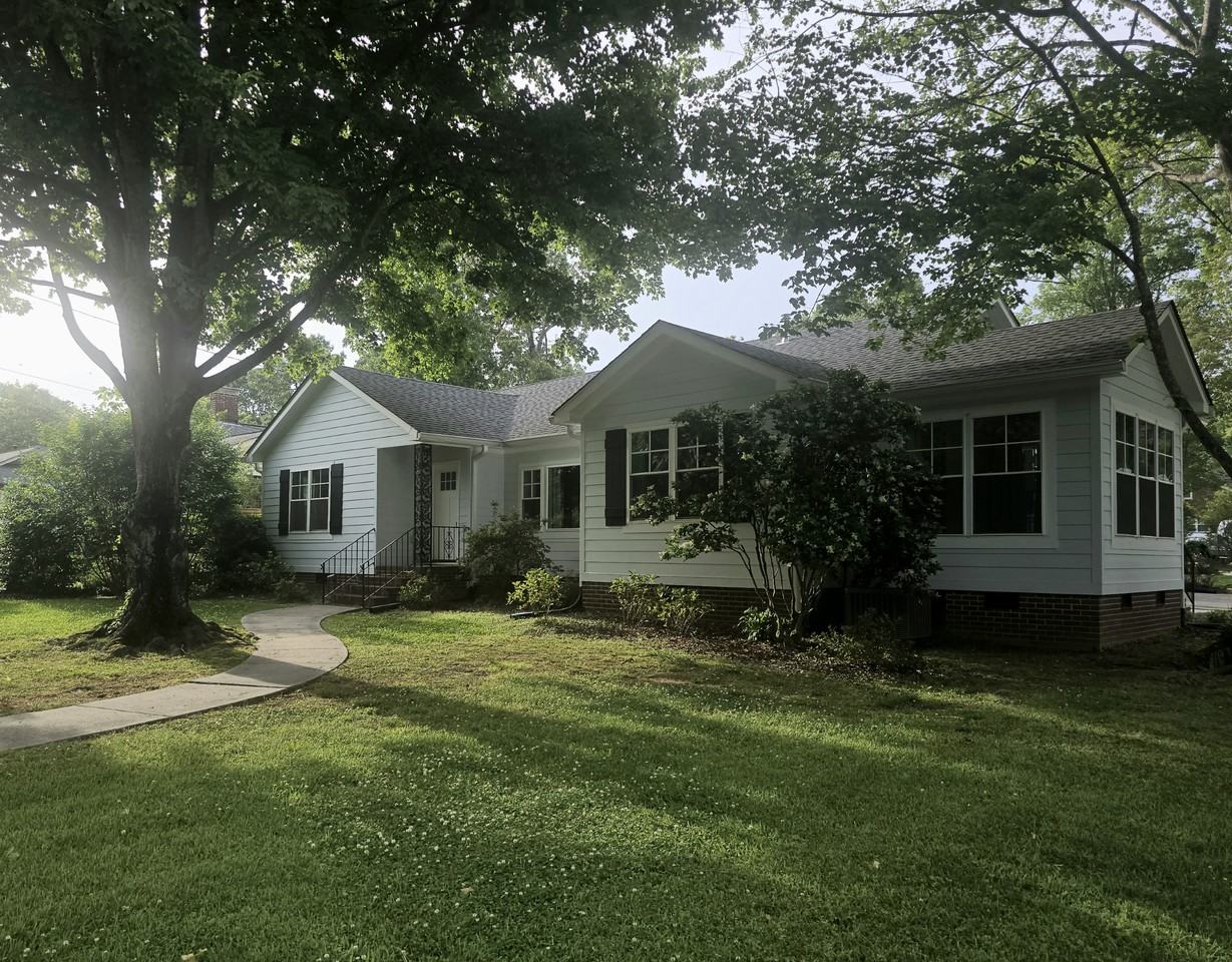 100 Oakwood St Nw #NA - Photo 2 of 19