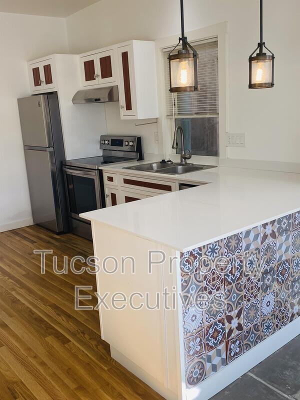 73 W Simpson St - Photo 4 of 21