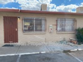 featured image of 5764 S Park Ave