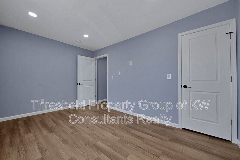 786 Thomas Ave #786 - Photo 5 of 19