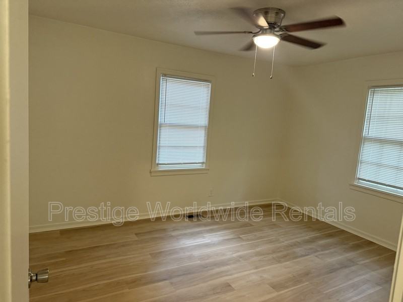 679 Parkchester Dr - Photo 7 of 8