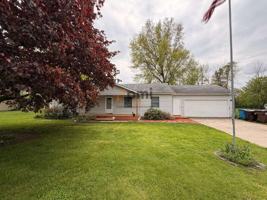 featured image of 110 W Carrie Ave
