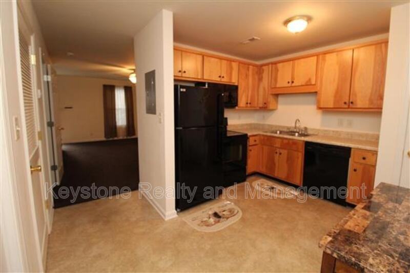 512 Peachers Ridge Rd #2B - Photo 3 of 5