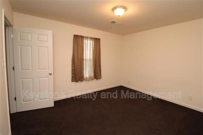 512 Peachers Ridge Rd #2B - Photo 5 of 5