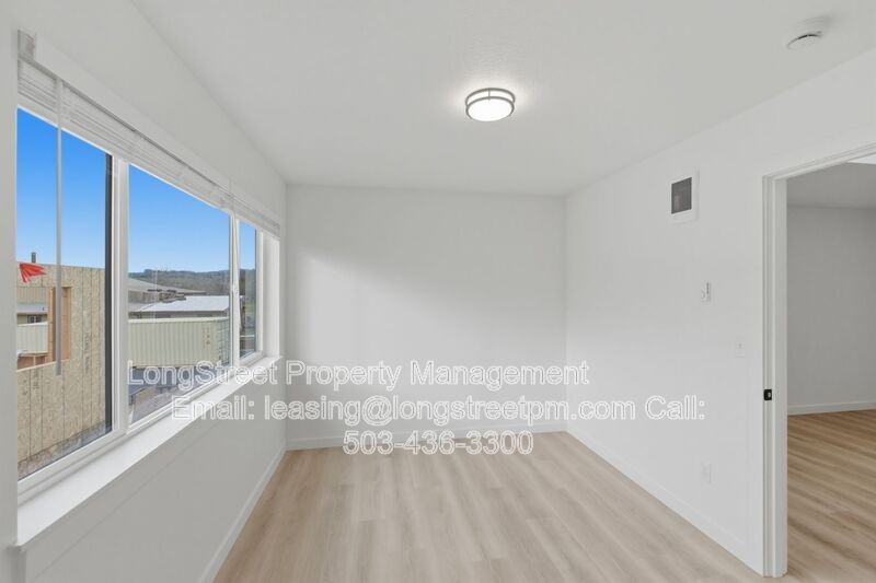 824 S 19th St - Photo 3 of 33
