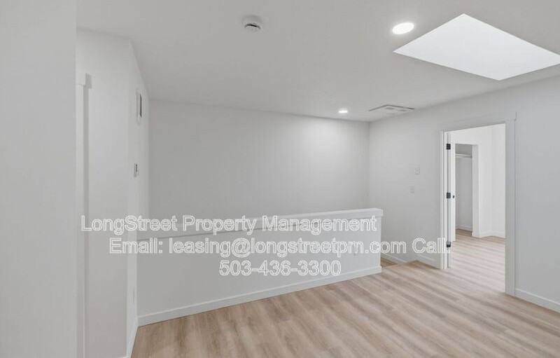 824 S 19th St - Photo 5 of 33