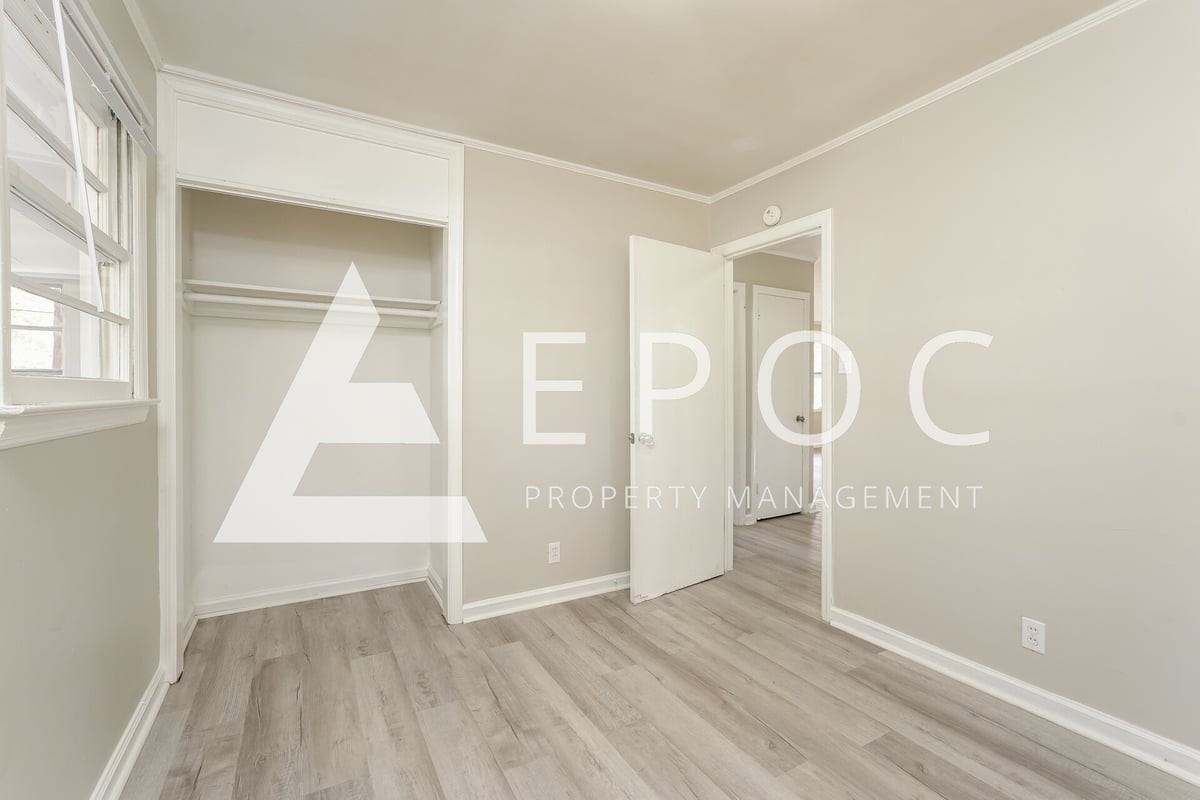 1508 Willow Rd - Photo 7 of 15