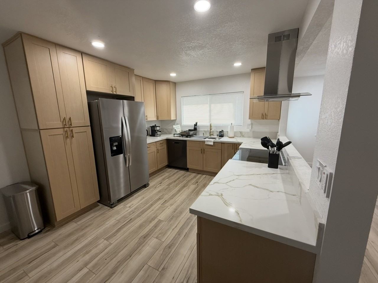 136 Rawhide Ln - Photo 2 of 8