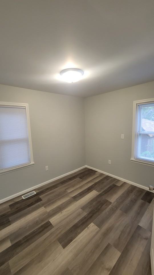 1512 E Evelyn Ave #NA - Photo 4 of 8