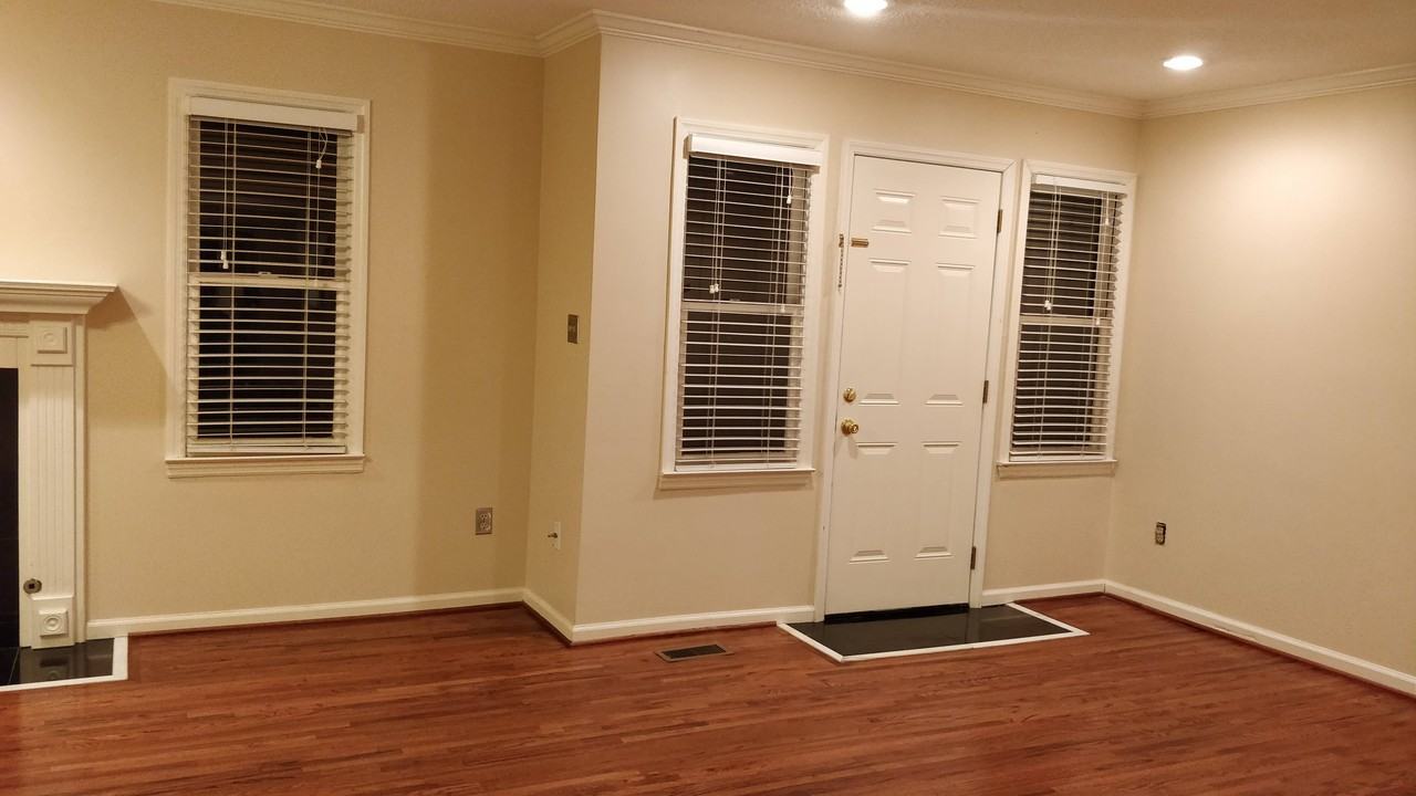 5303 Whisper Wood Dr #5303 - Photo 7 of 28