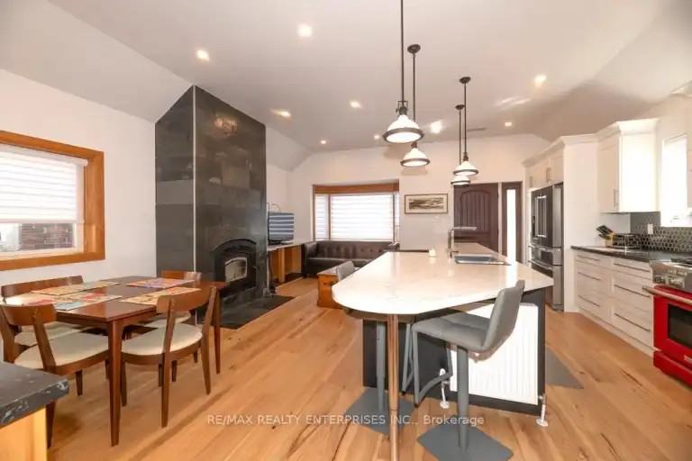 837 Kingston Rd #1 - Photo 5 of 16