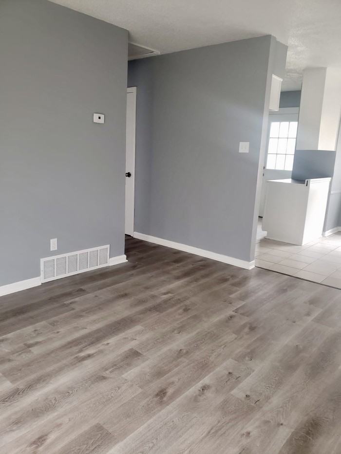 1164 Canary Ln - Photo 2 of 11