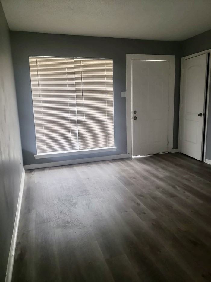 1164 Canary Ln - Photo 6 of 11