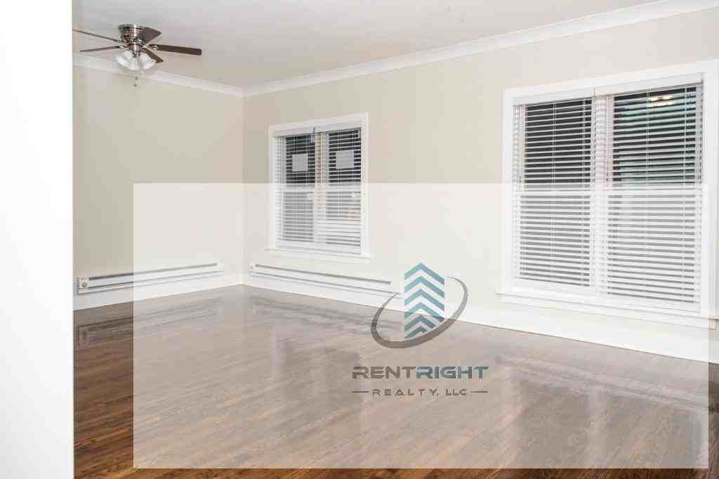 724 W Roscoe St #732NGA - Photo 6 of 14