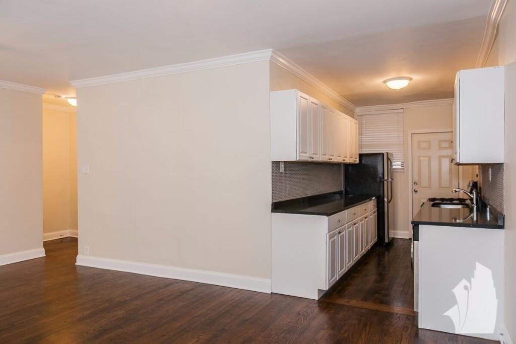 724 W Roscoe St #732NGA - Photo 7 of 14