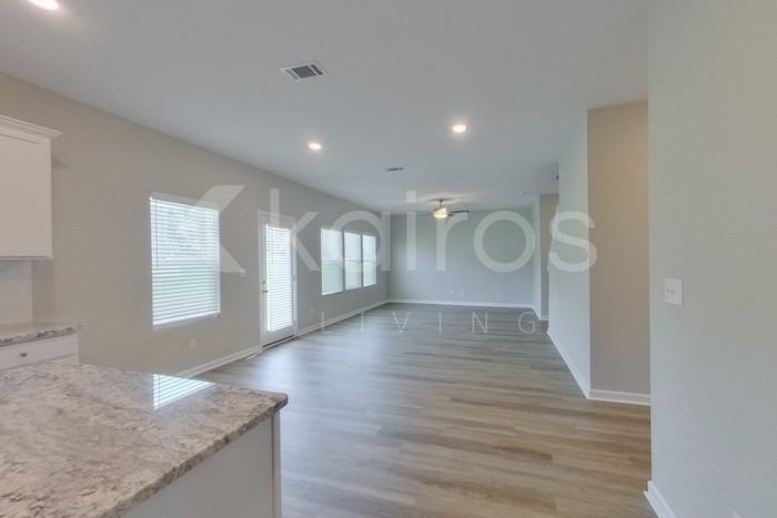 7034 Foggy River Dr - Photo 6 of 25