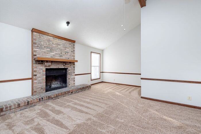 11961 Fairway Circle North Dr - Photo 7 of 27