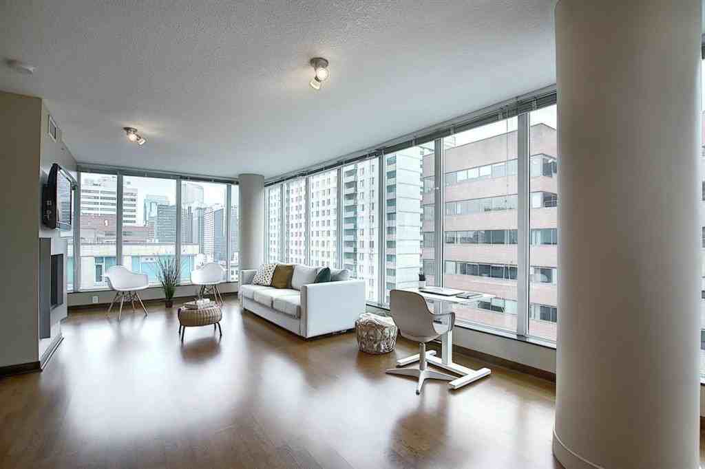 Solaire - 888 4th Ave SW - Photo 3 of 39
