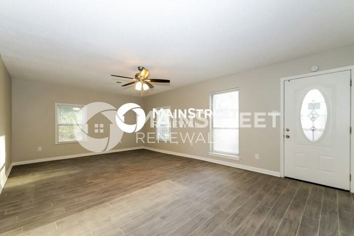2570 Hillcrest Cv - Photo 5 of 16